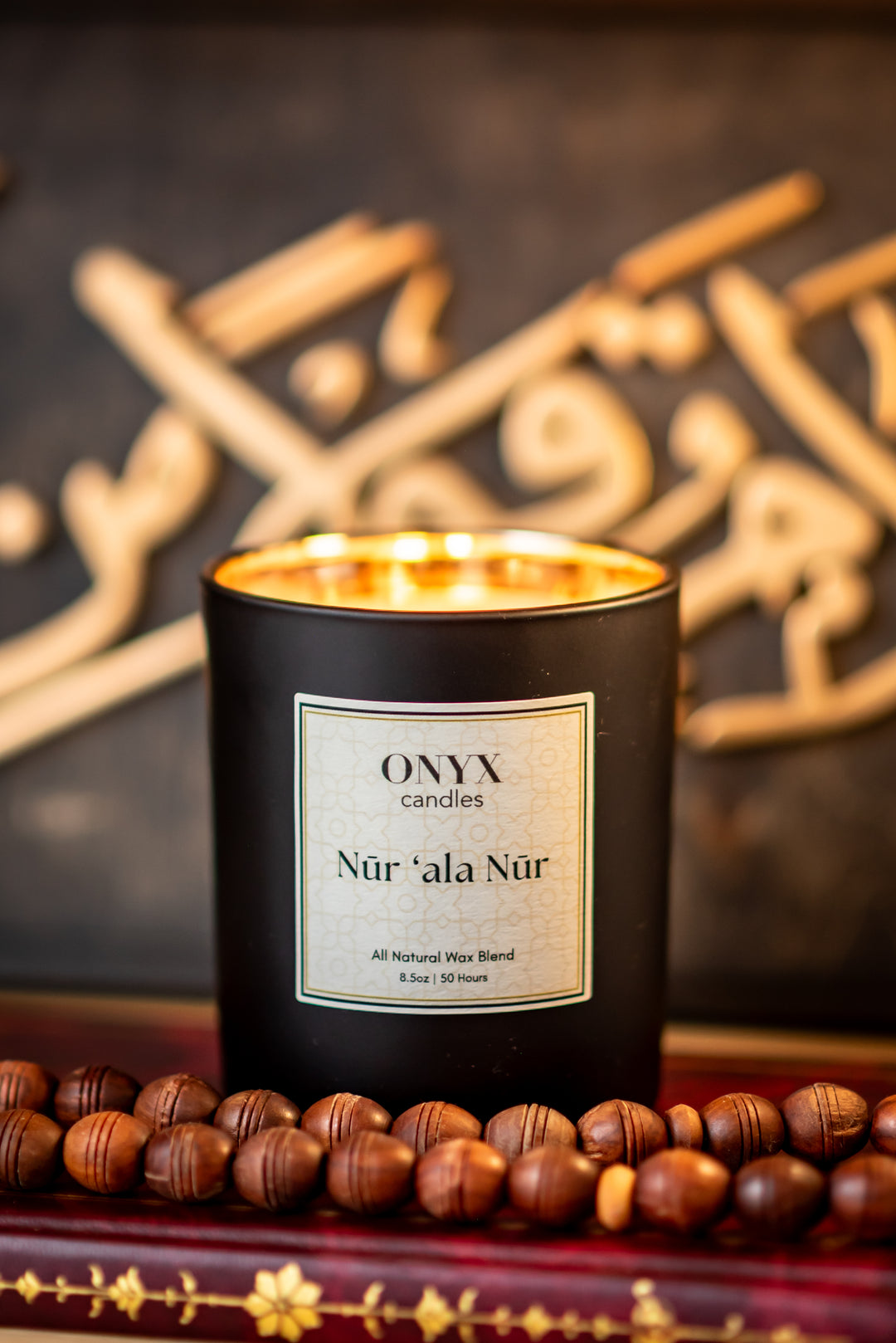 Onyx reed diffuser with black reeds