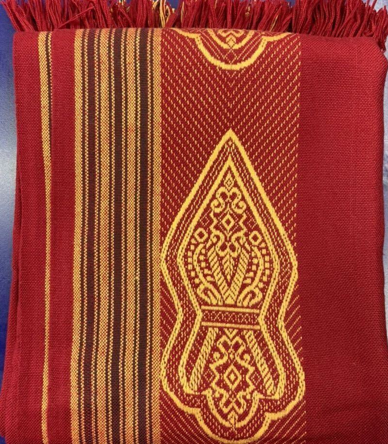 Na’layn Shawl (Red)