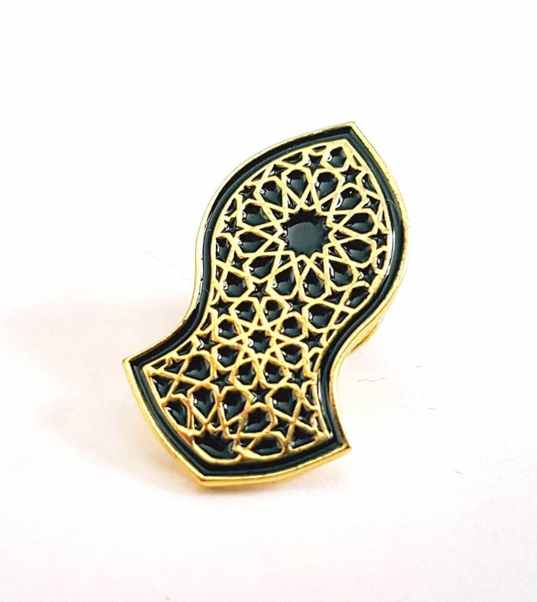 Black & Gold Sandal Pin