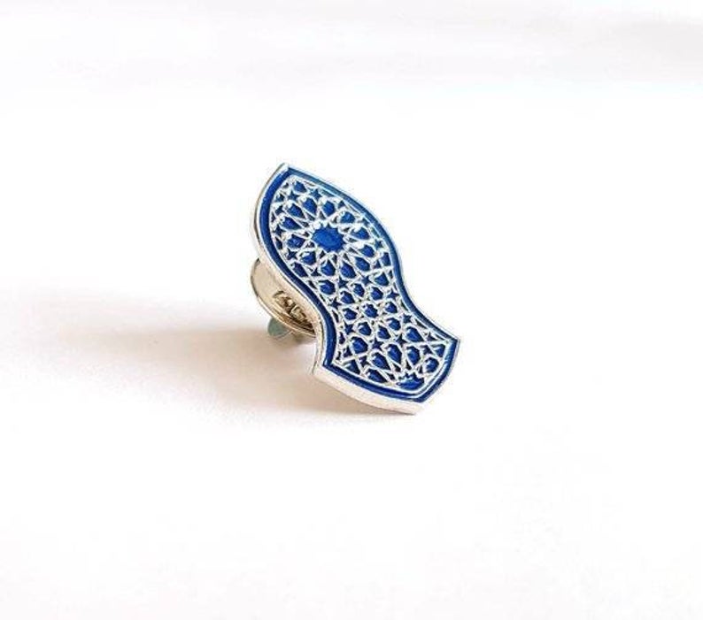 Blue & Silver Sandal Pin